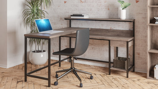 Arlenbry L-Desk with Storage